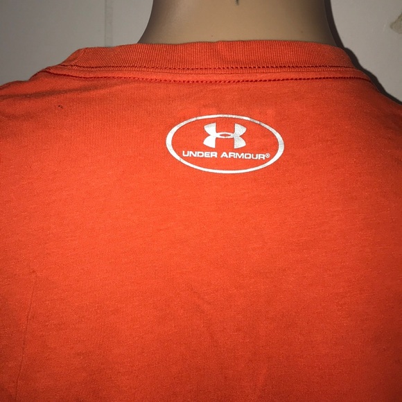 Under Armour T-Shirt Size Small - Picture 7 of 7
